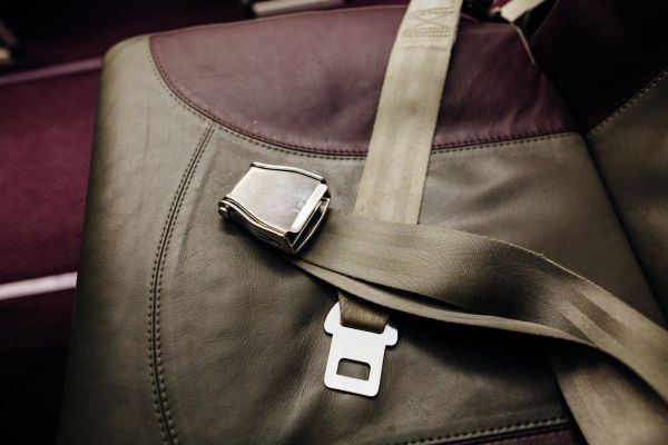 La ceinture de sécurité dans les transports en commun : Focus sur les normes européennes
